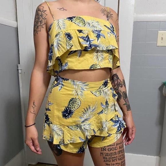 Pineapple Set - Picture 1 of 2